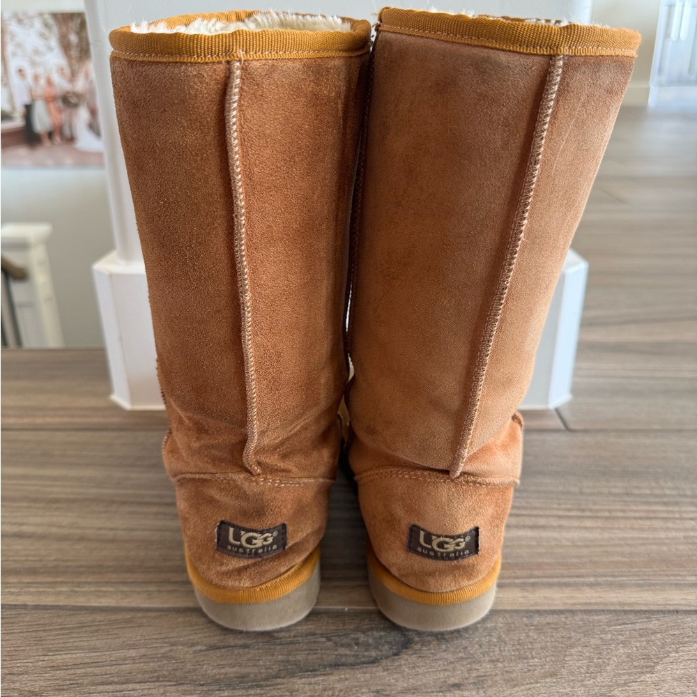 UGG Chestnut Suede Tall Boots. Women’s size 7. GUC - Picture 10 of 16